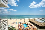 Bazény u hotelu Mura Beach a pláž