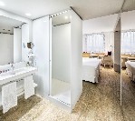 Hotelový pokoj - koupelna