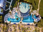 Ptačí pohled na resort