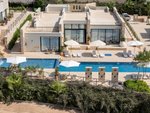 Resort s bazénem