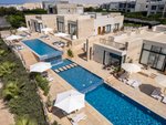 Resort s bazénem