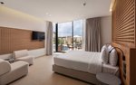 Suite Swim-Up