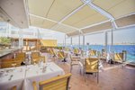 Restaurace na terase