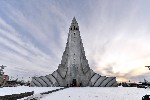 Luteránský kostel Hallgrimskirkja je dominantou Reykjavíku