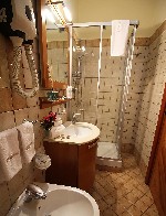 Itálie, Kalábrie, Ricadi/Capo Vaticano - LA BUSSOLA - koupelna