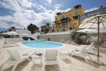 Hotel s bazénem