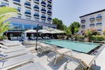 Hotel s bazénem