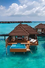 Vodní vila s bazénem