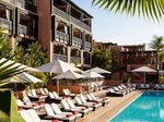 Hotel s bazénem