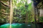 Cenote u Chichen Itza
