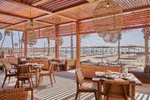Restaurace v nové části hotelu u pláže