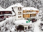 Hotel v zimě 