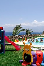 Dětské hřiště s bazénem