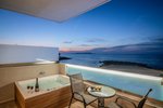 Suita s výhledem na moře a jacuzzi