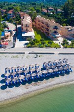 Hotel a pláž