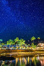 Noční pohled na resort