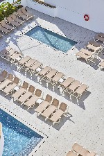 Dvoulůžkový pokoj, výhled na bazén