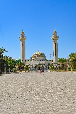 Poznávací okruh Tuniskem z Djerby na pevninu - mauzoleum Habiba Bourghiby