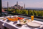Restaurace - výhled na Hagia Sophia