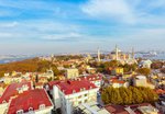 Hotel a výhled z hotelu 