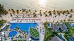 Výhled na pláž a resort