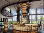 Lighthouse bar