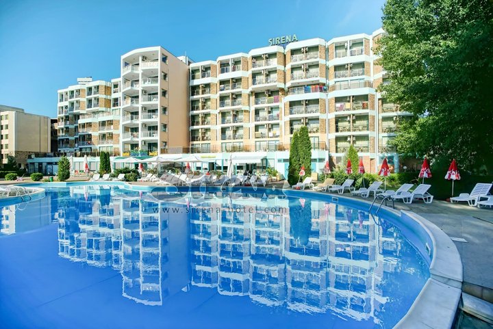 Hotel s bazénem