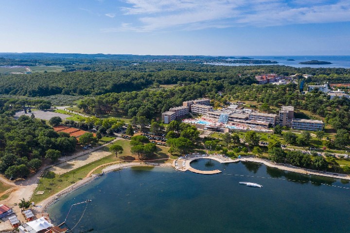 Letecký pohled na resort