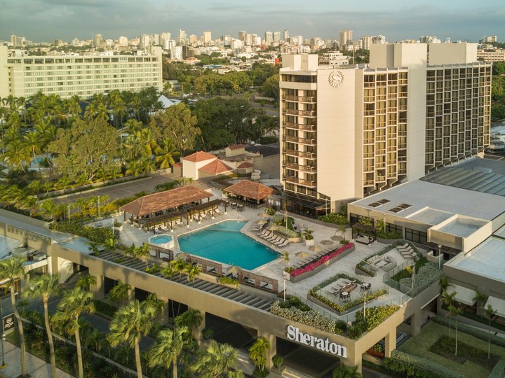 Hotel s bazénem