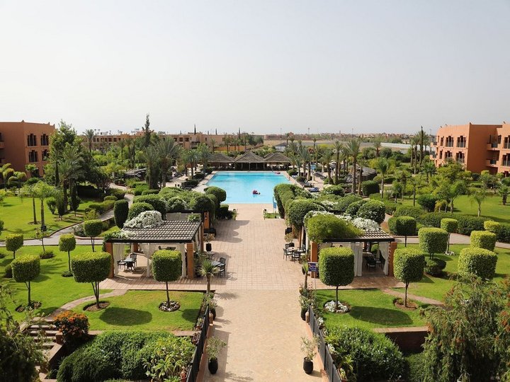 Hotel s bazénem