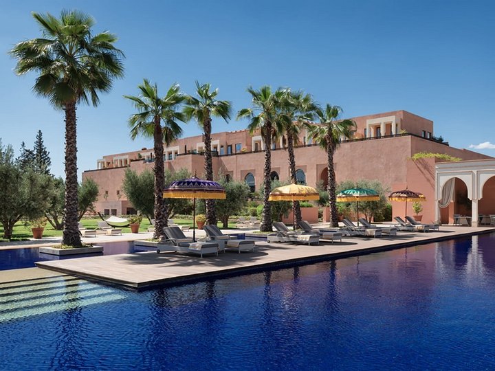 Hotel s bazénem