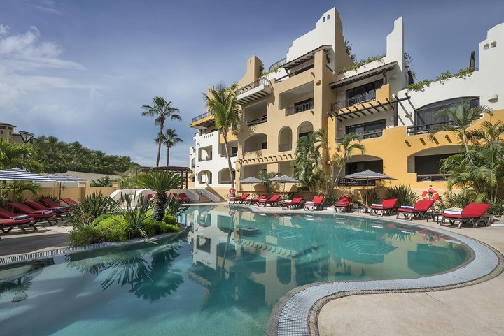 Hotel s bazénem