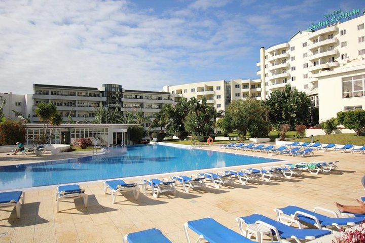 Hotel s bazénem