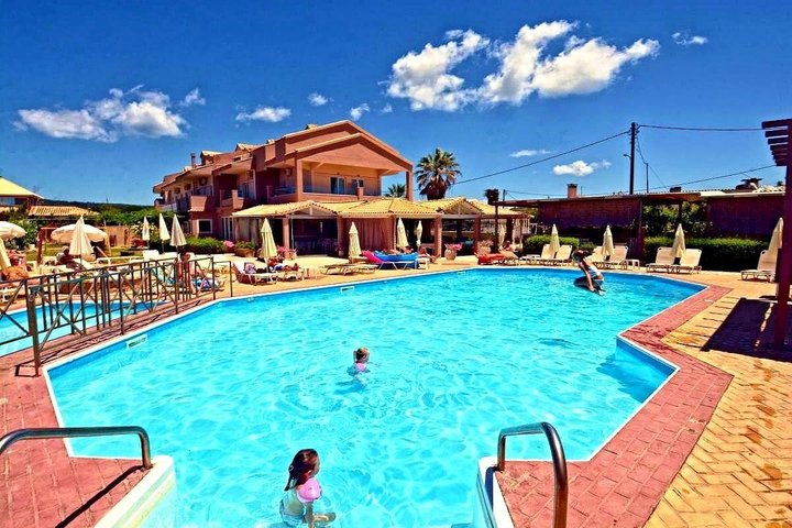 Hotel s bazénem