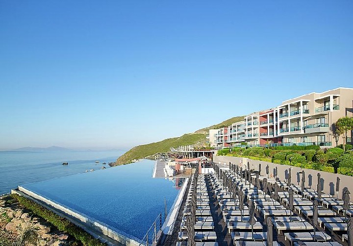 Panoramatický bazén