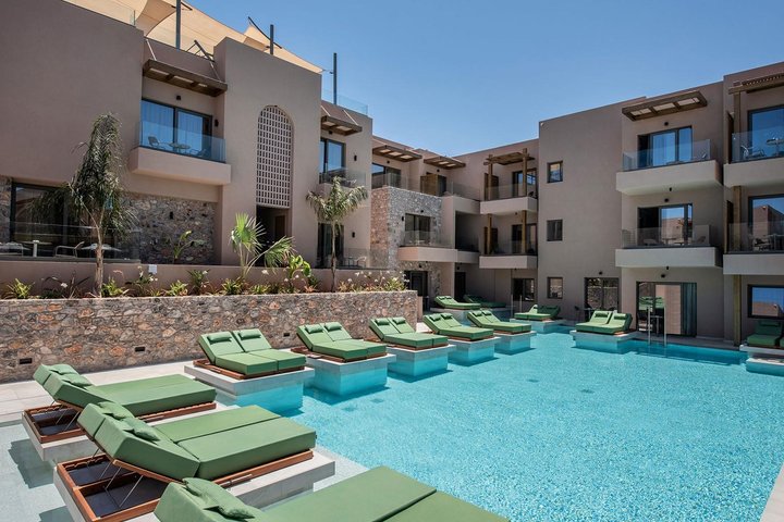 Hotel s bazénem