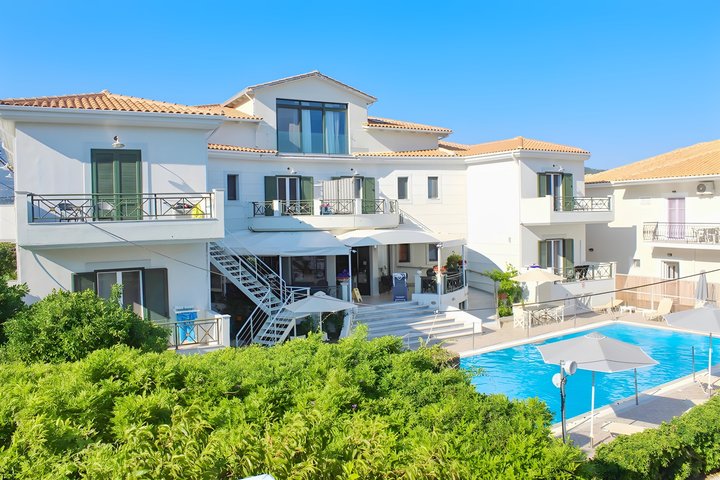 Hotel s bazénem