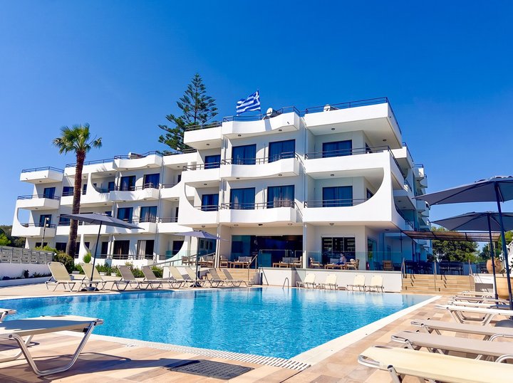 Hotel s bazénem