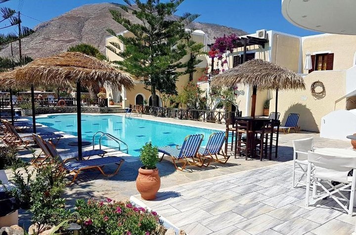Hotel s bazénem