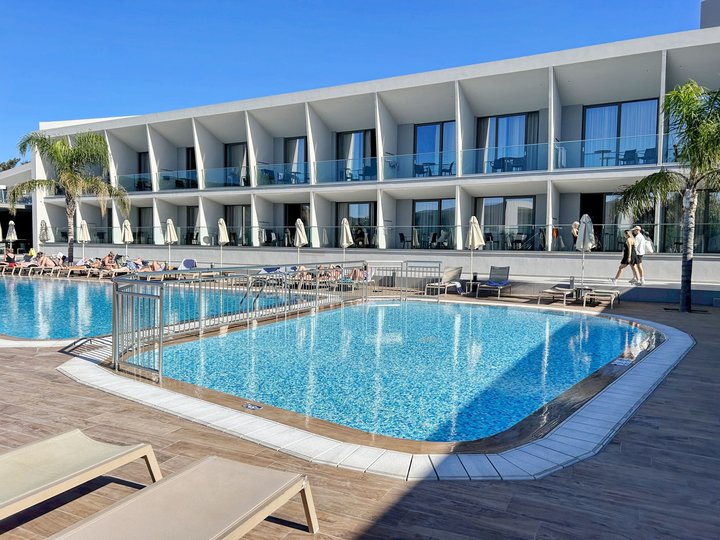 Hotel s bazénem