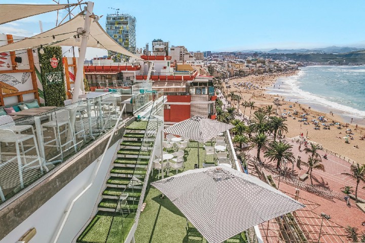 Hotel s výhledem na pláž