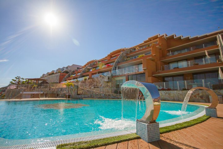 Hotel s bazénem 