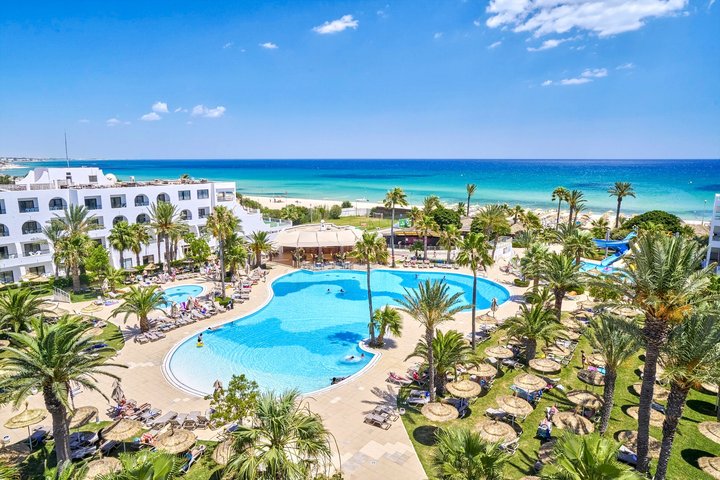 Hotel s bazénem