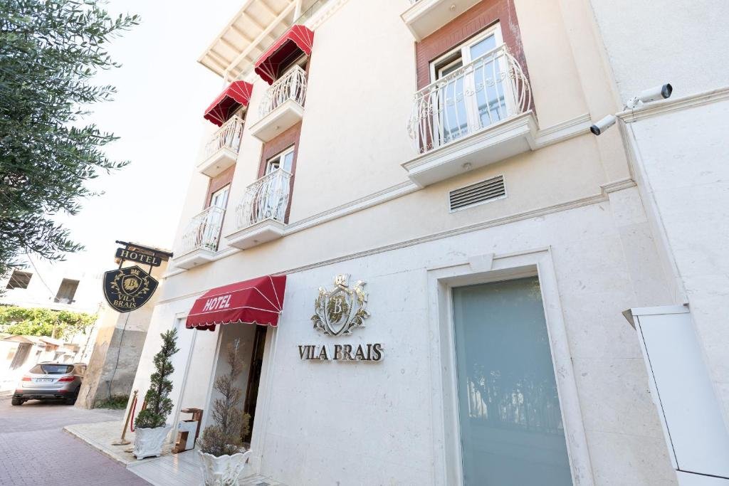 Brais Hotel