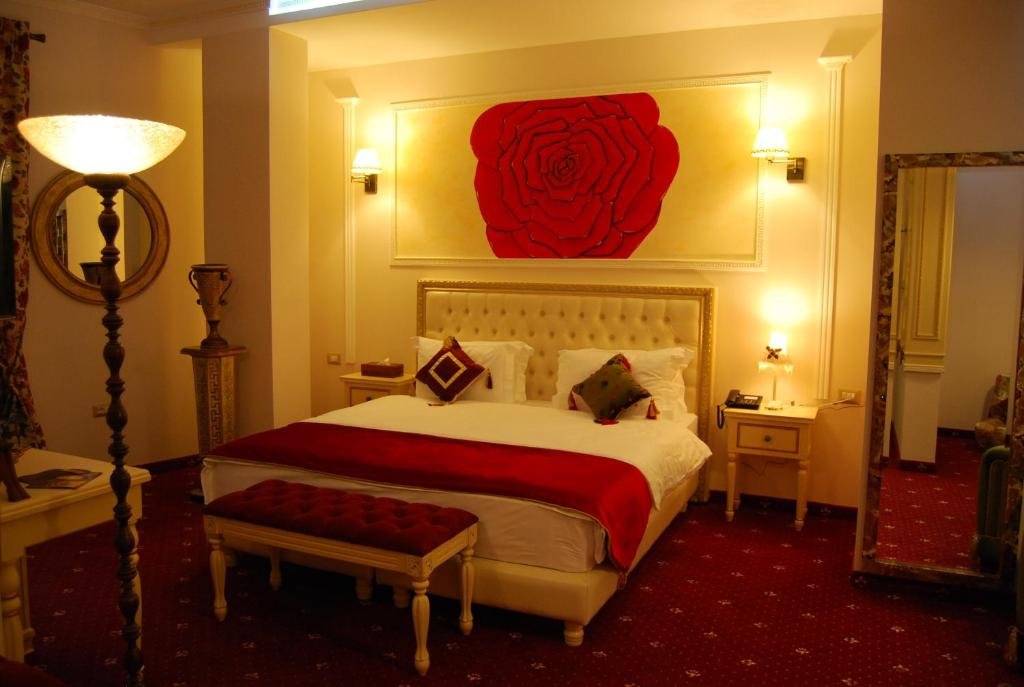 Hotel 2 Kitarrat