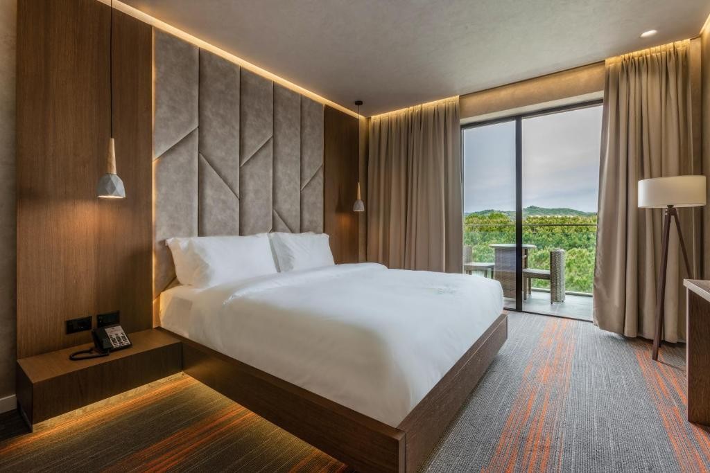Pinea Hotel Resort & Spa 10
