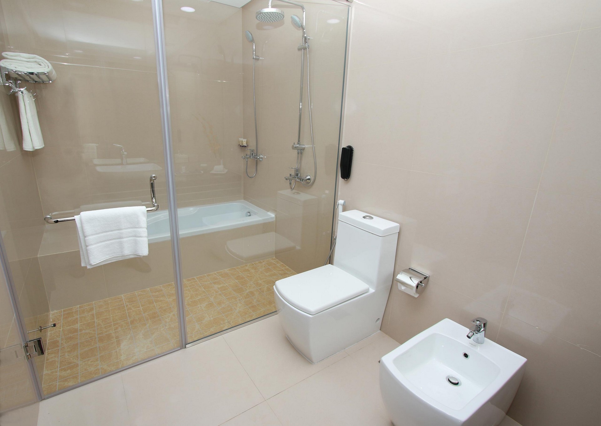 Park Regis Lotus Hotel