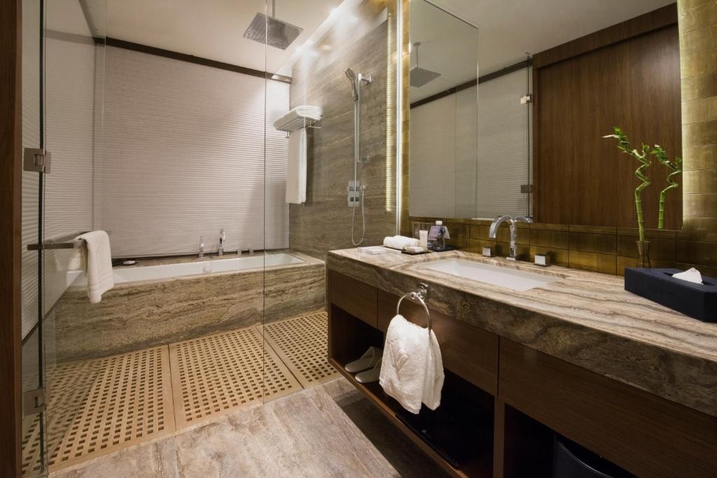 Wyndham Grand Bahrain Bay