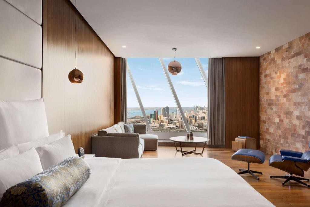 Wyndham Grand Bahrain Bay