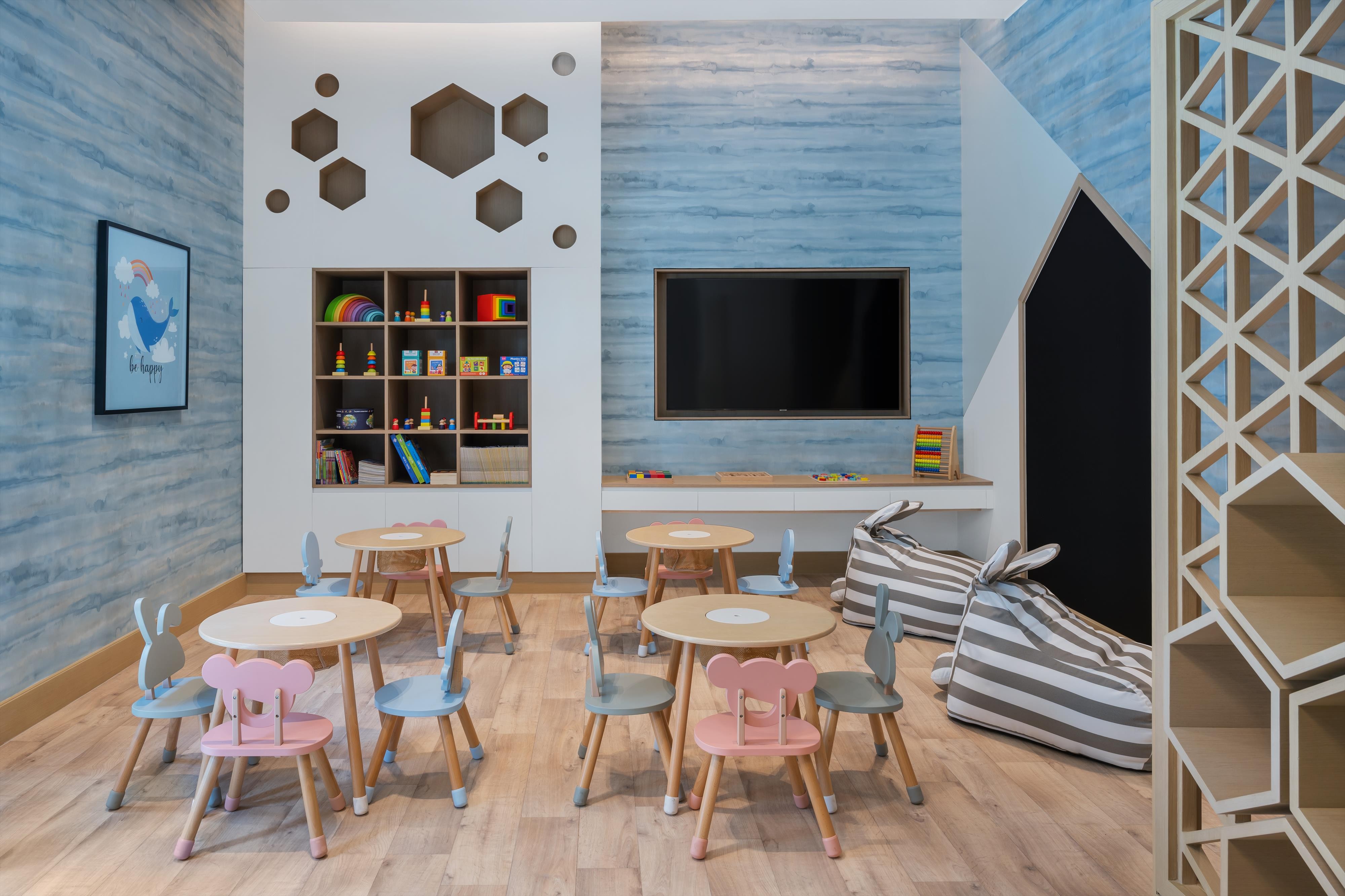 Address Beach Resort Bahrain 13